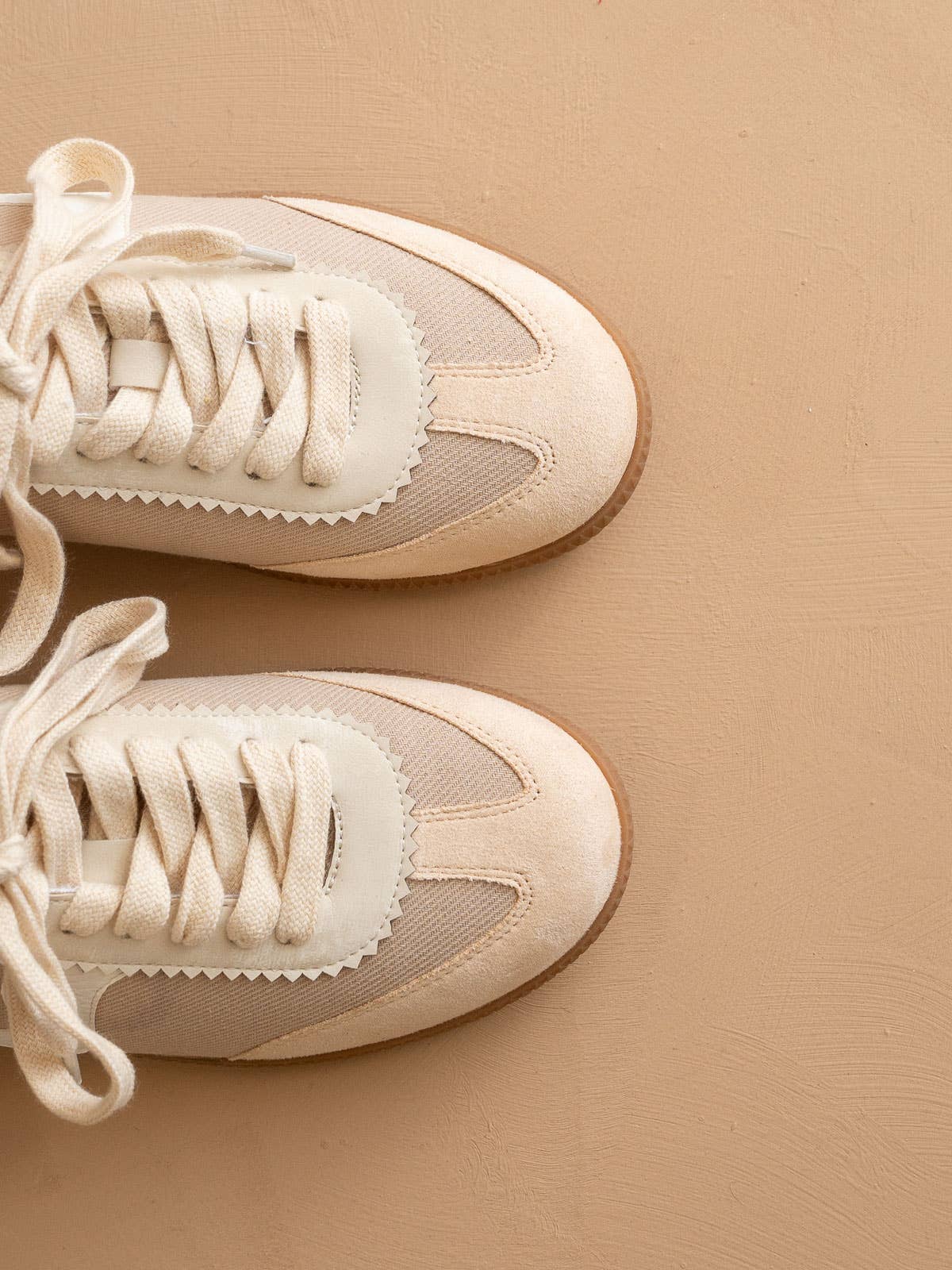 The Kyla | Classic Low Top Sneakers