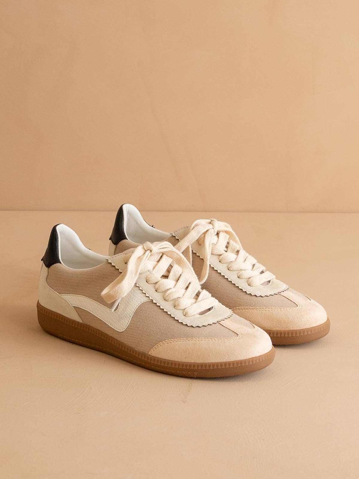 The Kyla | Classic Low Top Sneakers