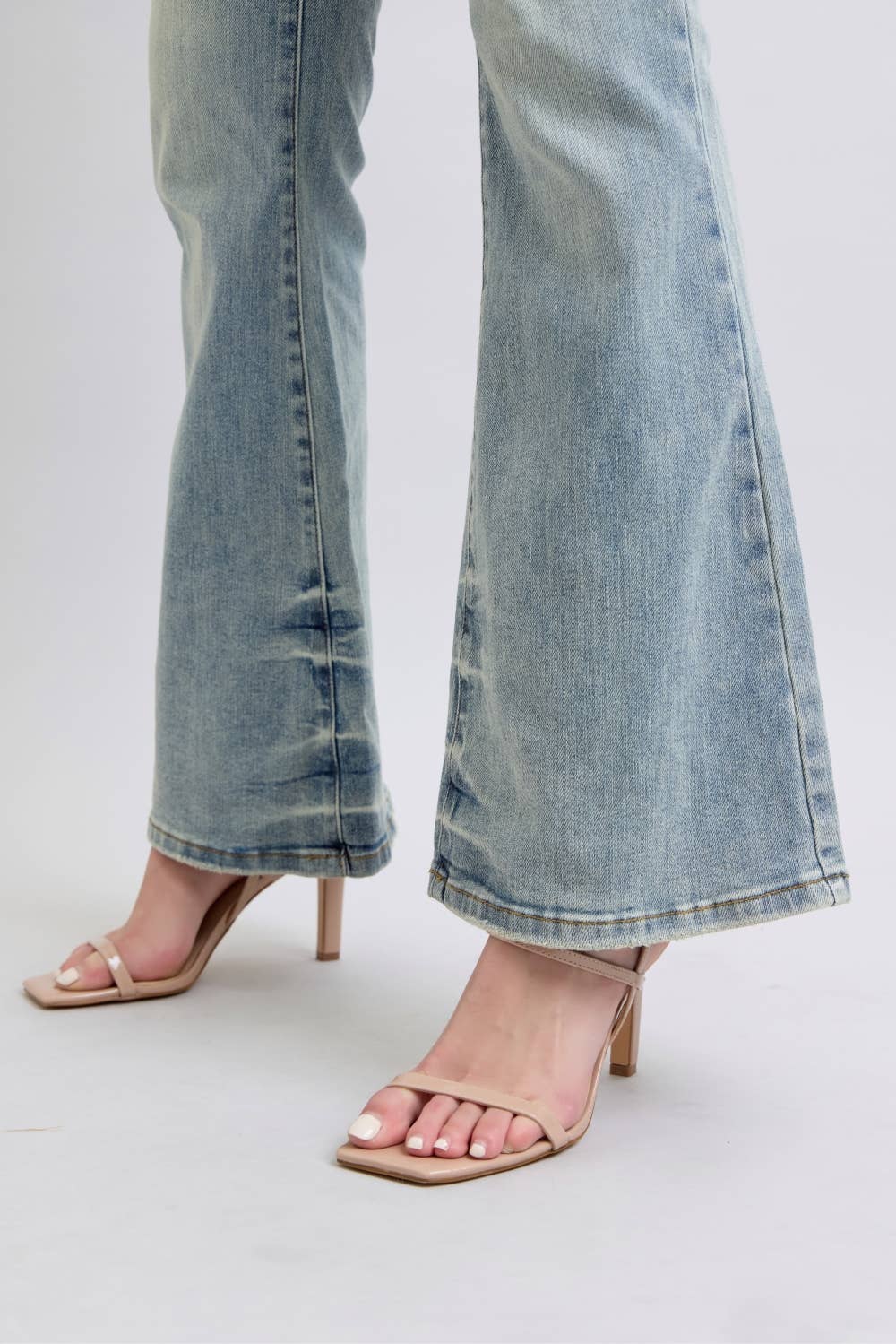 MR Tinted Pin Tack Detail Flare